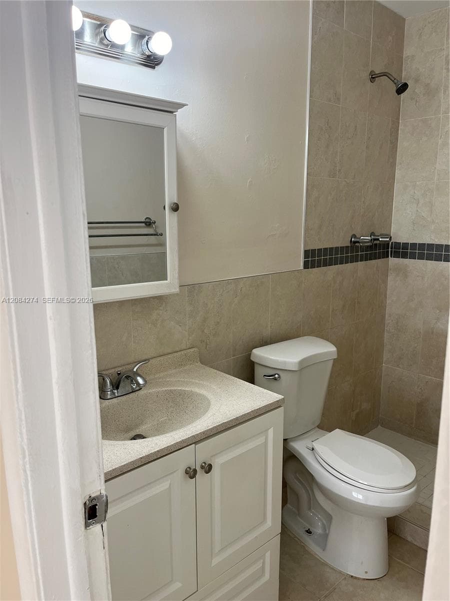 2840 Fillmore St # 7, Hollywood, FL 33020 photo 11