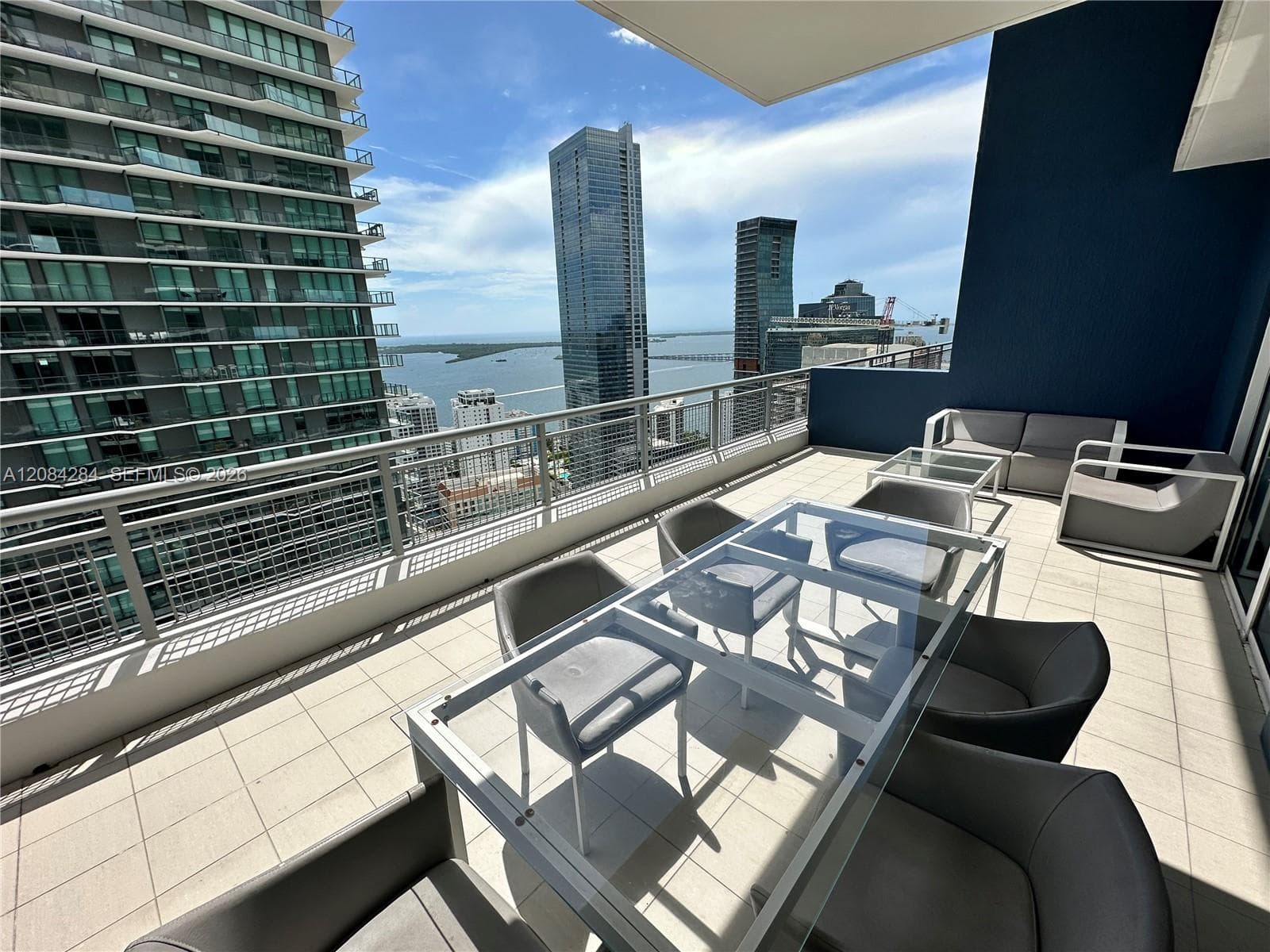 60 SW 13th St # 4006, Miami, FL 33130 photo 10