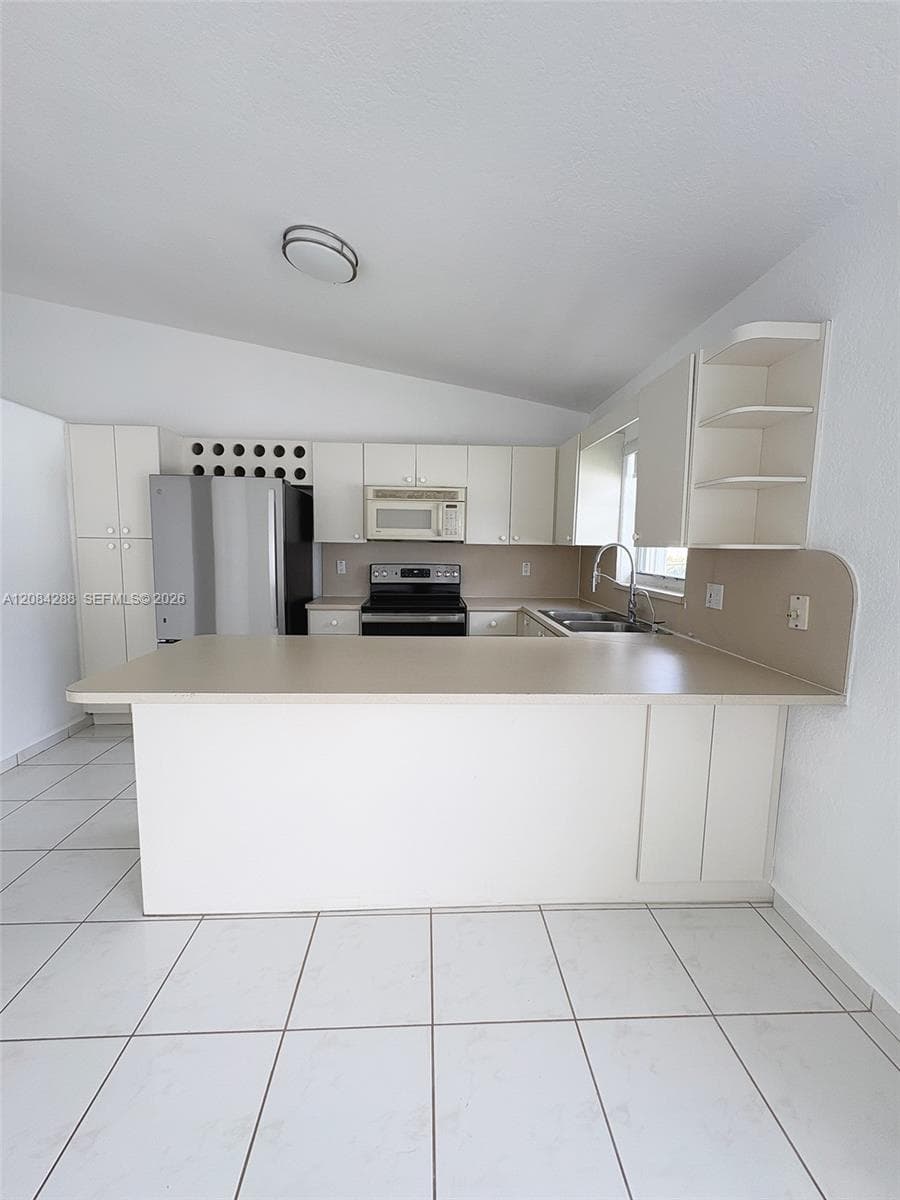 3397 W 72nd Pl, Hialeah, FL 33018 photo 7