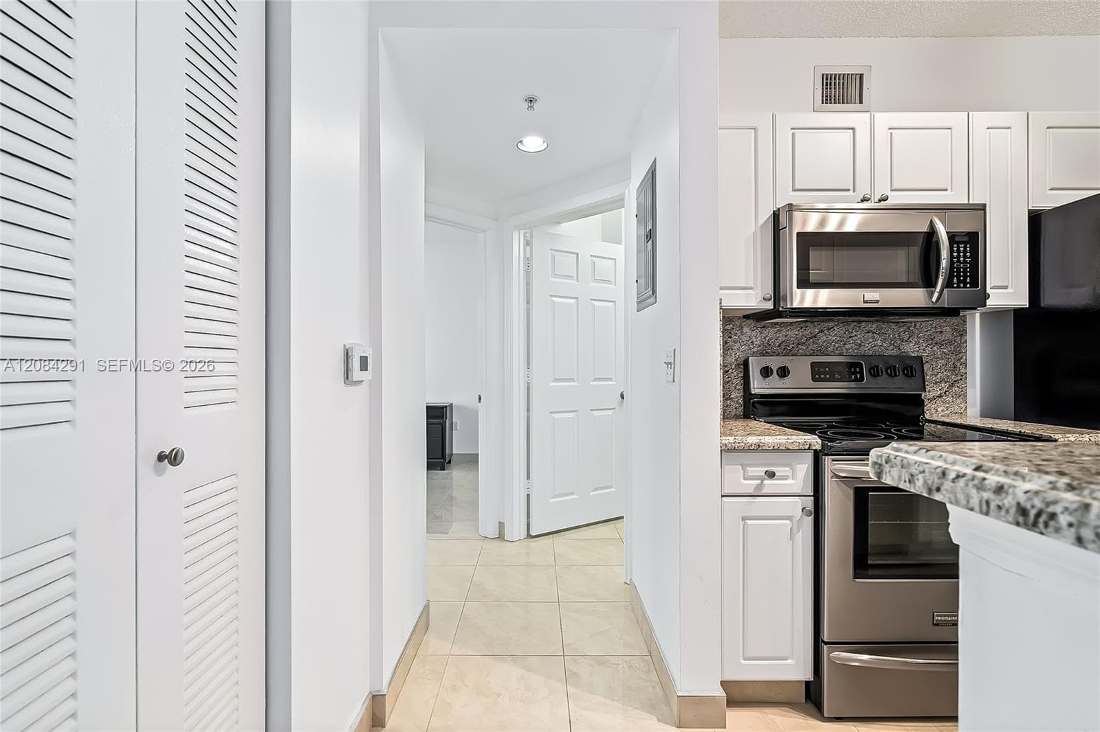 17150 N Bay Rd # 2618, Sunny Isles Beach, FL 33160 photo 4