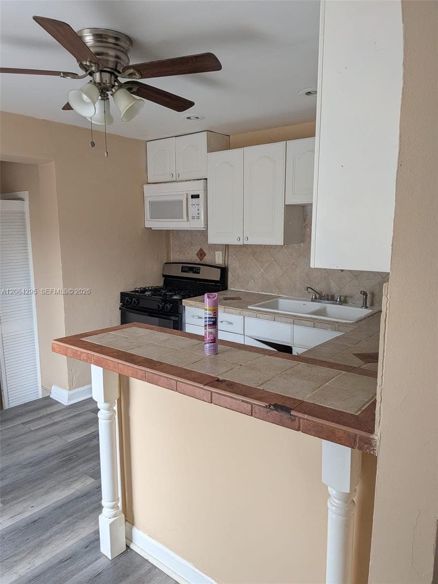 2455 Fillmore St # 1, Hollywood, FL 33020 photo 2