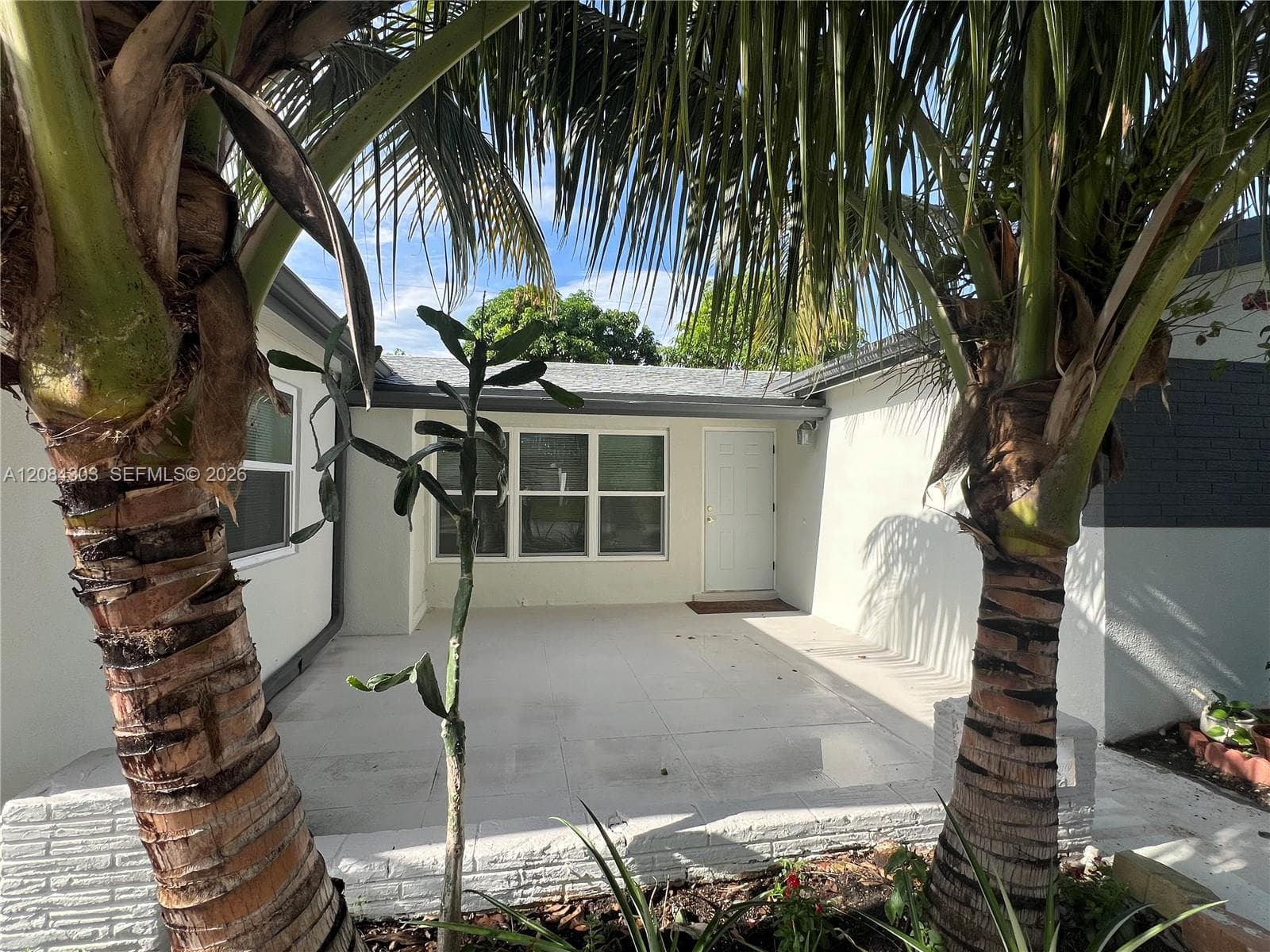 6651 Allen St # 6651, Hollywood, FL 33024 photo 2