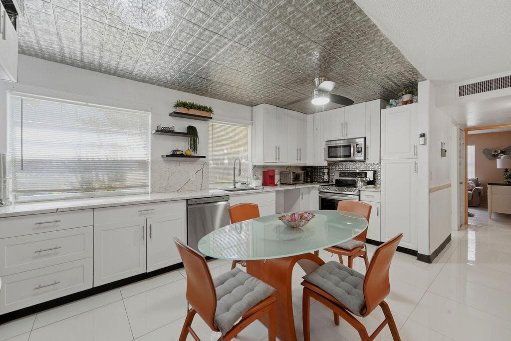 396 Monaco Court # 396-I, Delray Beach, FL 33446 photo 4