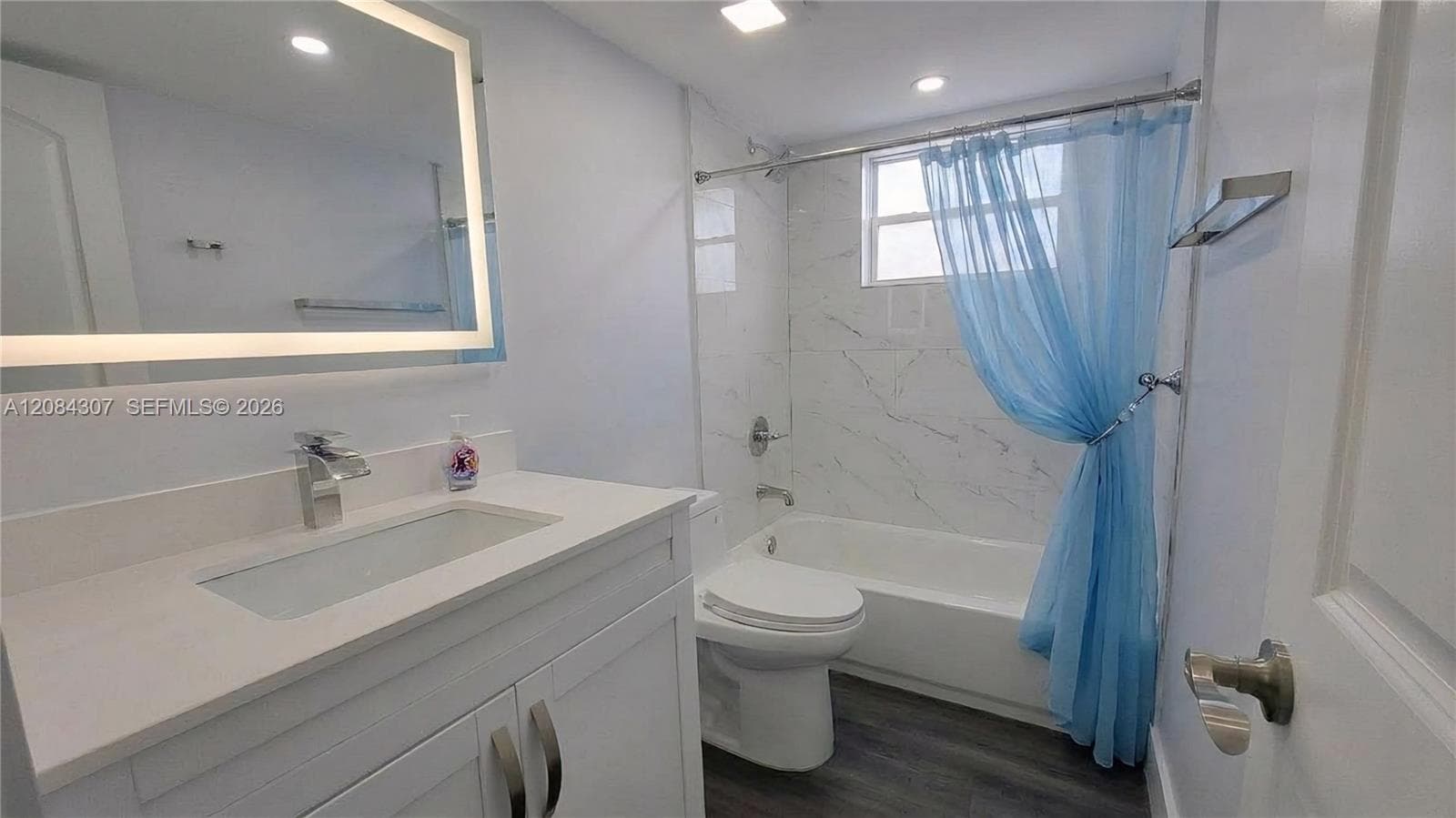 445 NE 195th St # 332, Miami, FL 33179 photo 3