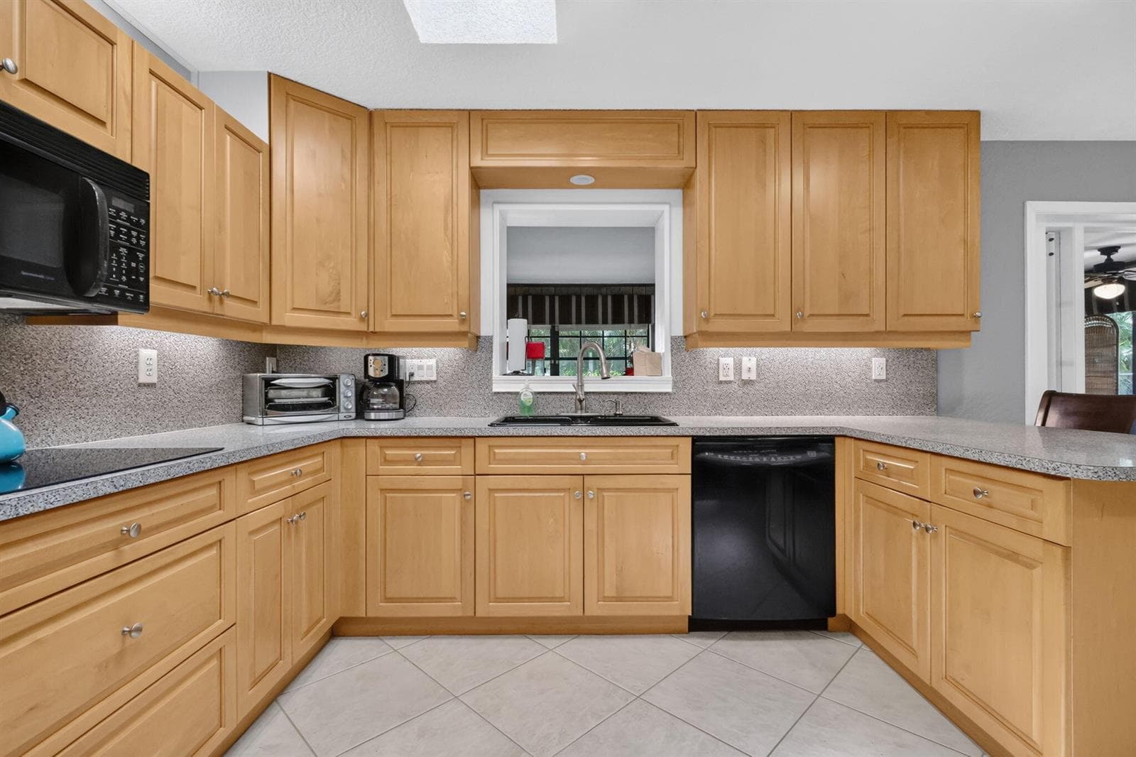 4746 CANAL Drive, Lake Worth, FL 33463 photo 13