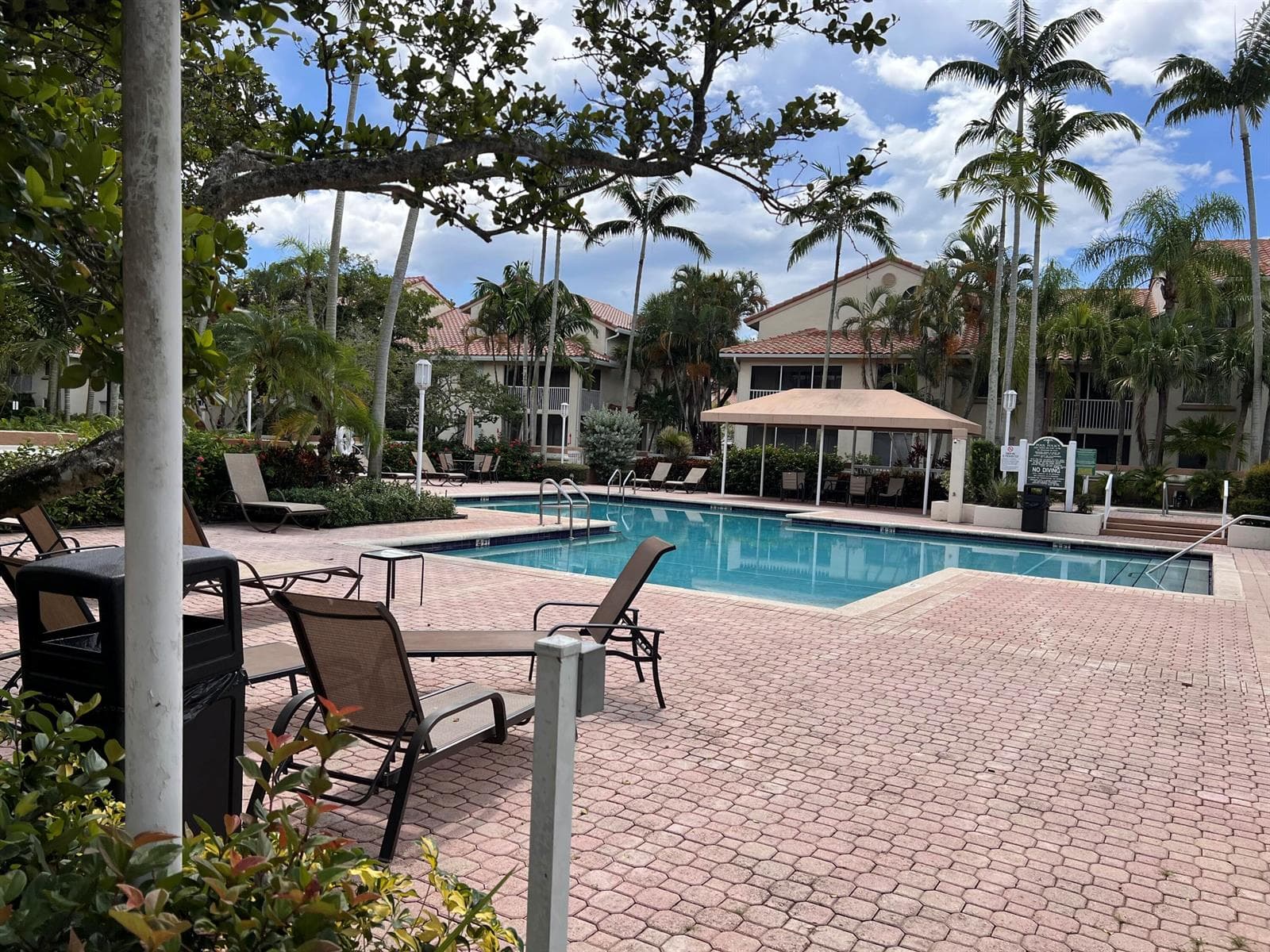 1103 Glenmoor Drive, West Palm Beach, FL 33409 photo 7