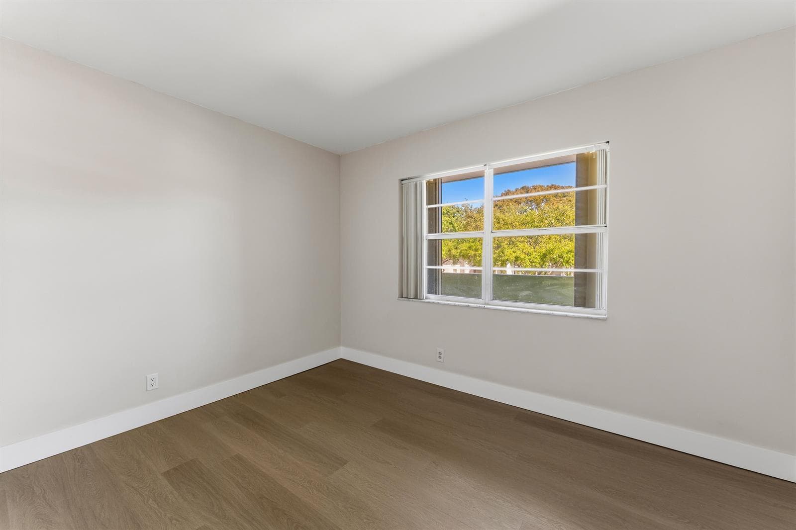 1638 EMBASSY Drive # 208, West Palm Beach, FL 33401 photo 12