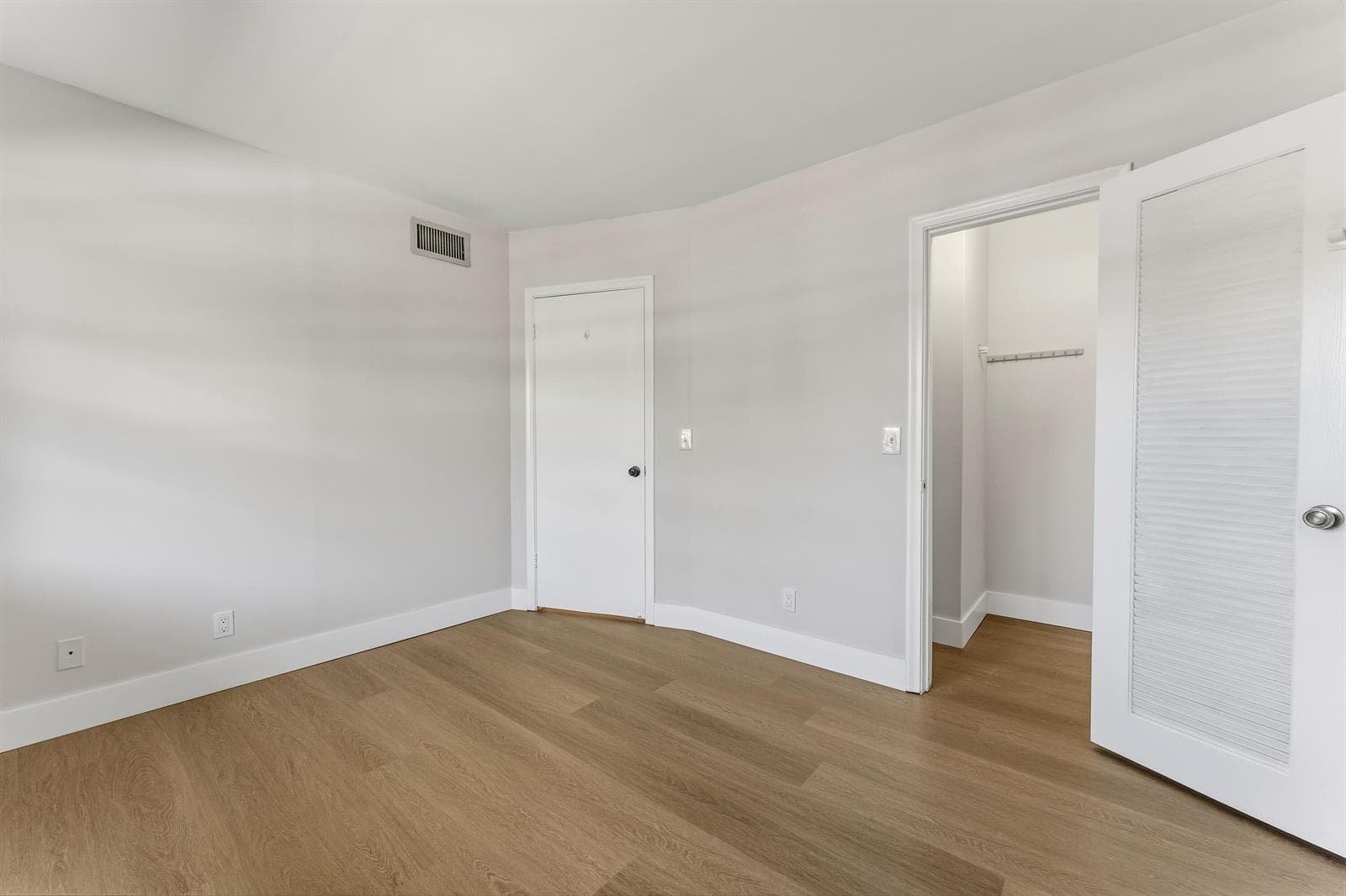 1638 EMBASSY Drive # 208, West Palm Beach, FL 33401 photo 9