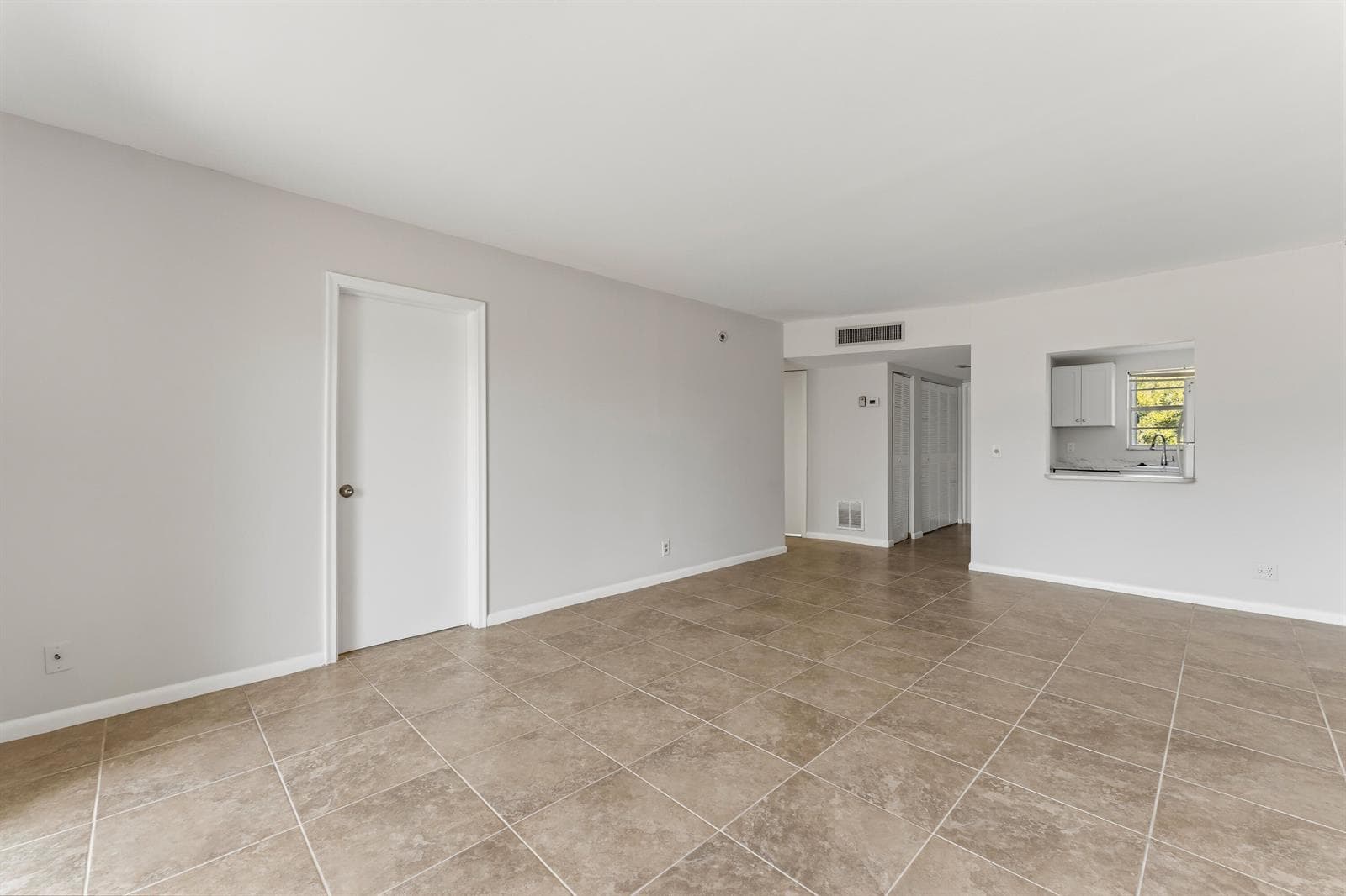 1638 EMBASSY Drive # 208, West Palm Beach, FL 33401 photo 8