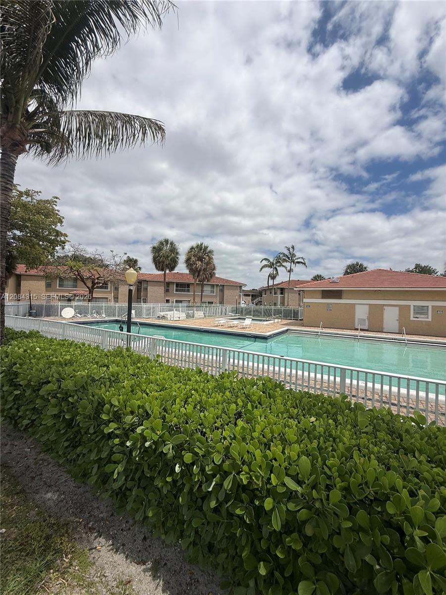 10228 Twin Lakes Dr # 16-E, Coral Springs, FL 33071 photo 10