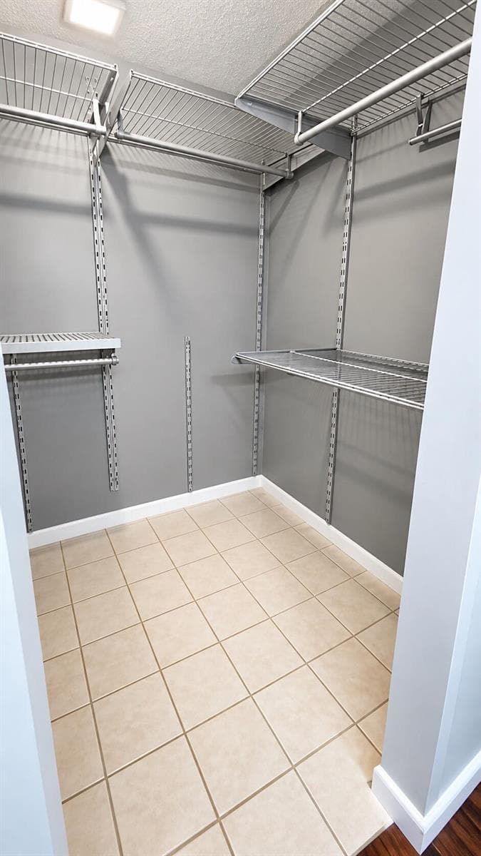 2320 S CYPRESS BEND Drive # 401, Pompano Beach, FL 33069 photo 7