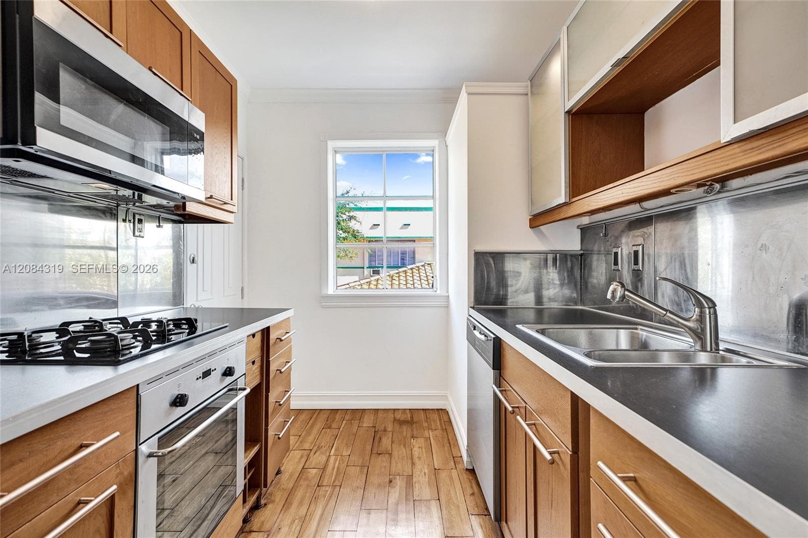 736 Lenox Ave # B7, Miami Beach, FL 33139 photo 9