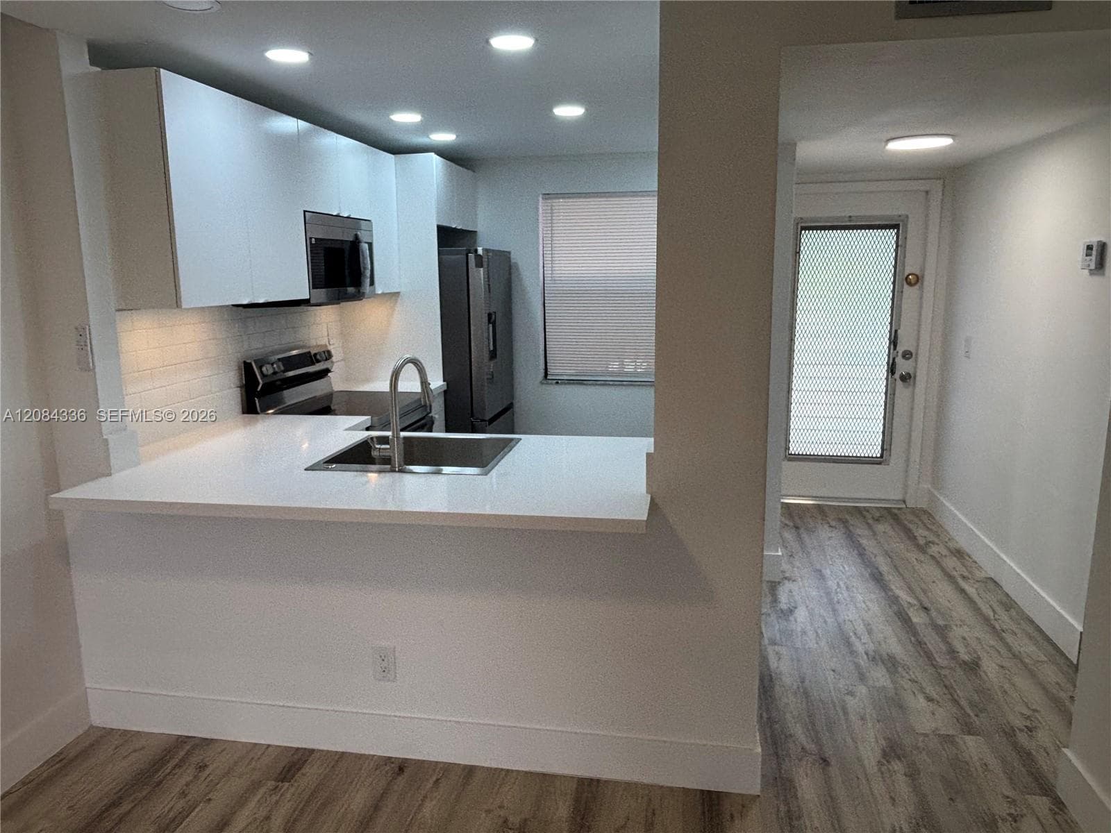 10304 Sunrise Lakes Blvd # 209, Sunrise, FL 33322 photo 5