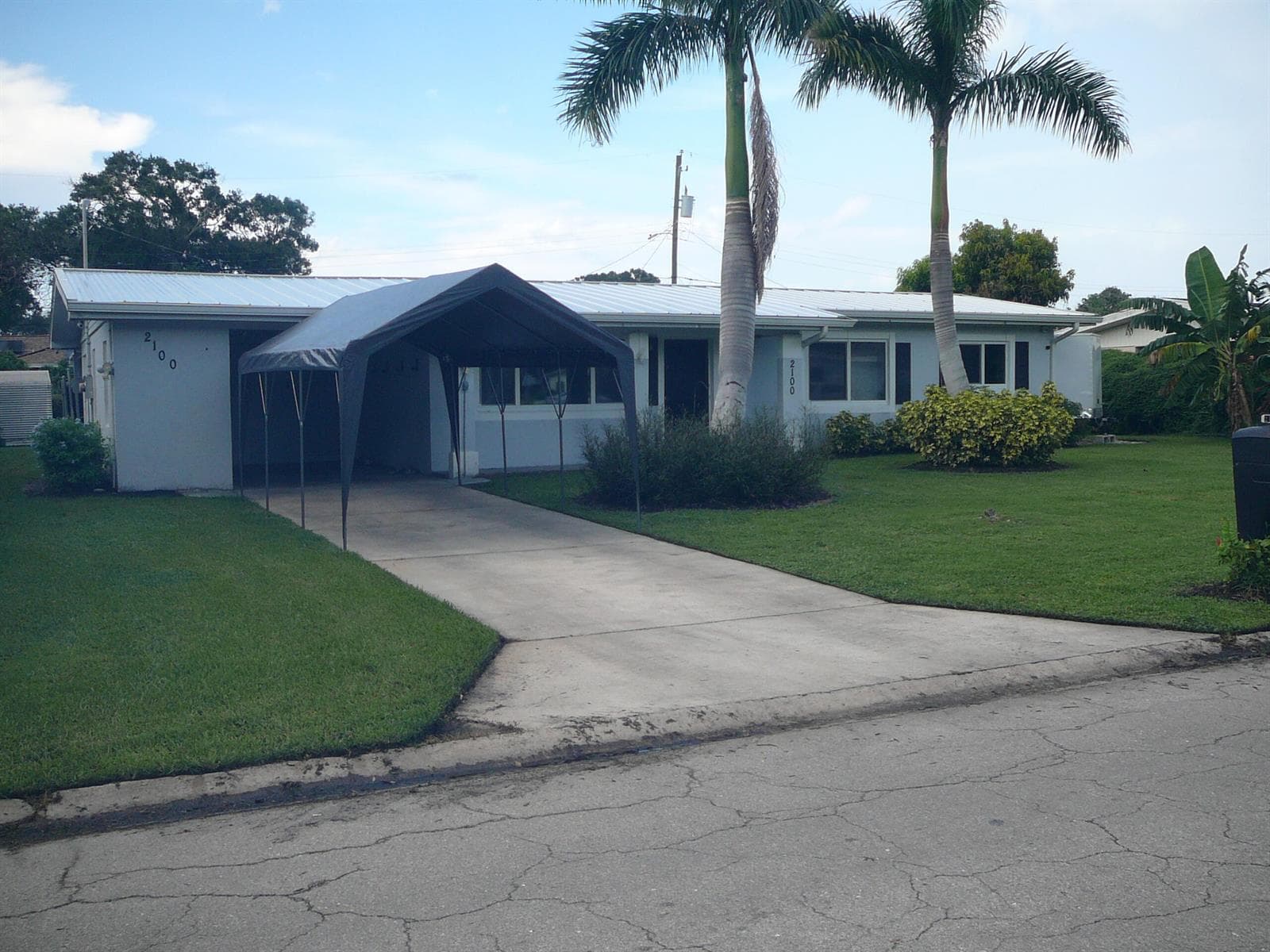 2100 W Esplanade, Fort Pierce, FL 34982 photo 4