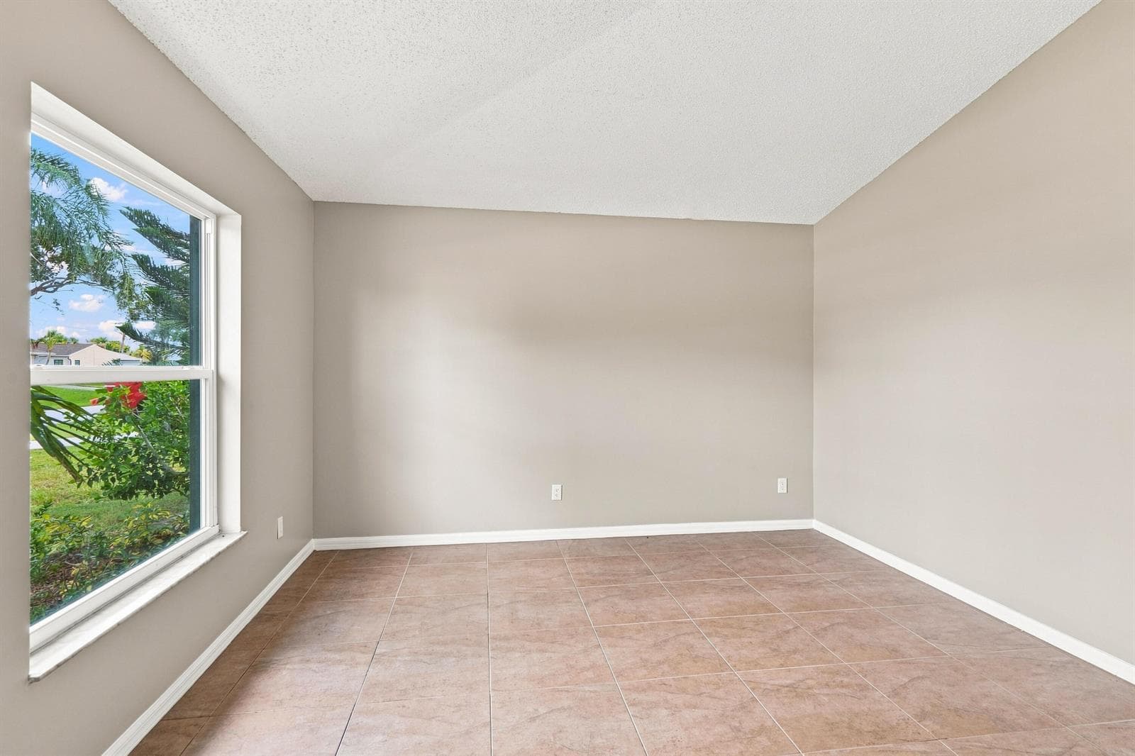 820 SW Jennifer Terrace, Port St. Lucie, FL 34953 photo 6