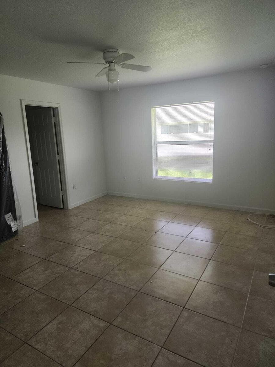 1050 SW JOHN MACCORMACK Terrace, Port St. Lucie, FL 34953 photo 5