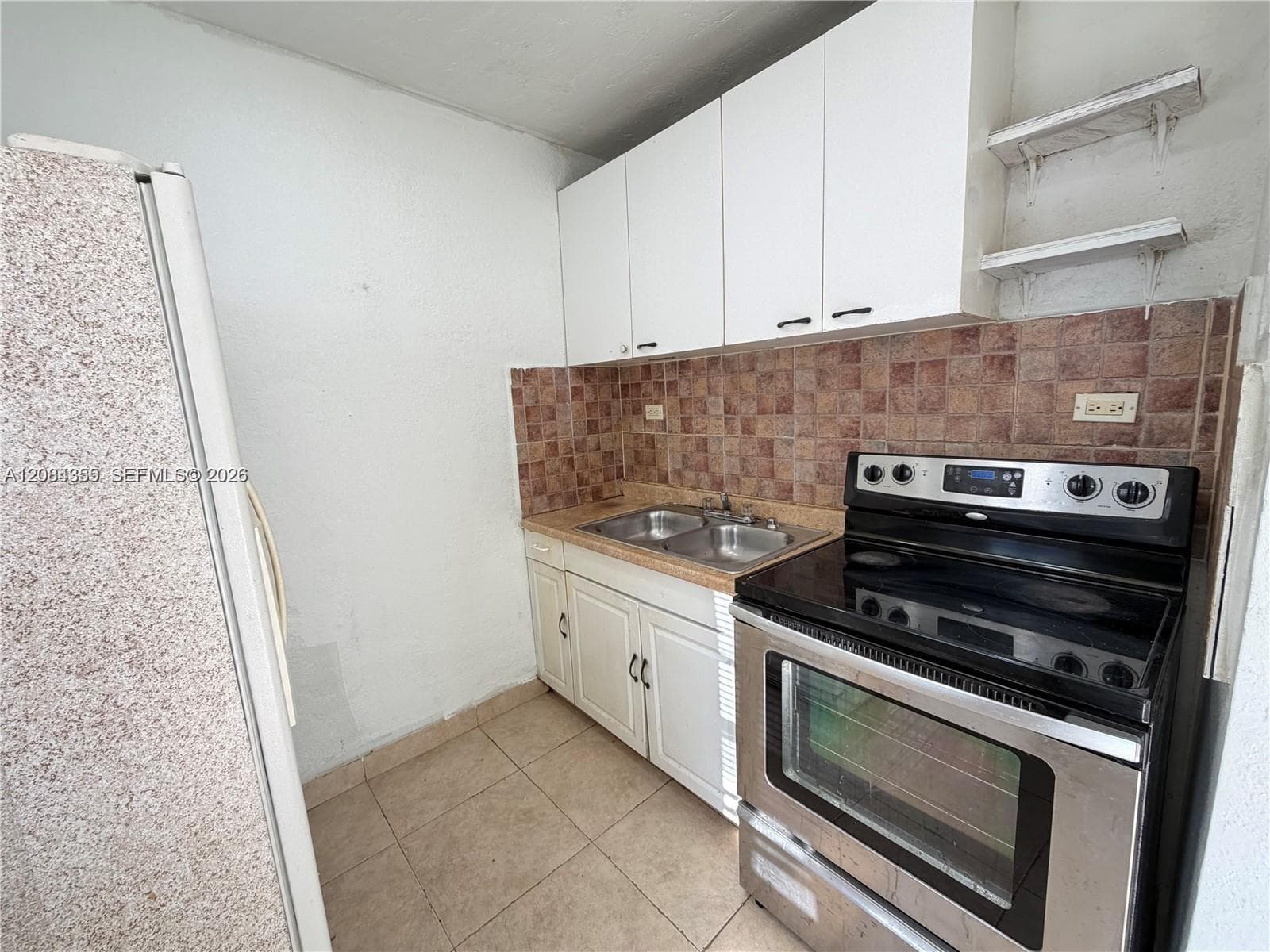 2212 Grant St # 2, Hollywood, FL 33020 photo 3