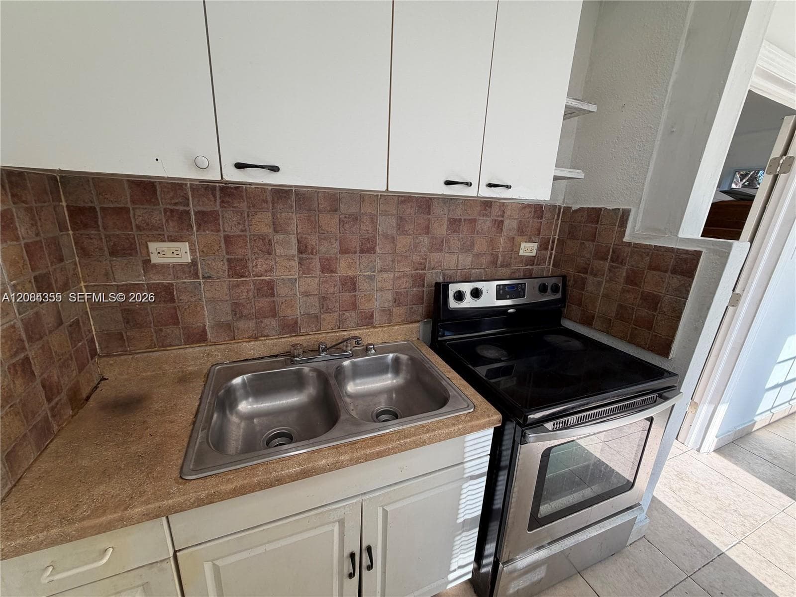 2212 Grant St # 2, Hollywood, FL 33020 photo 5