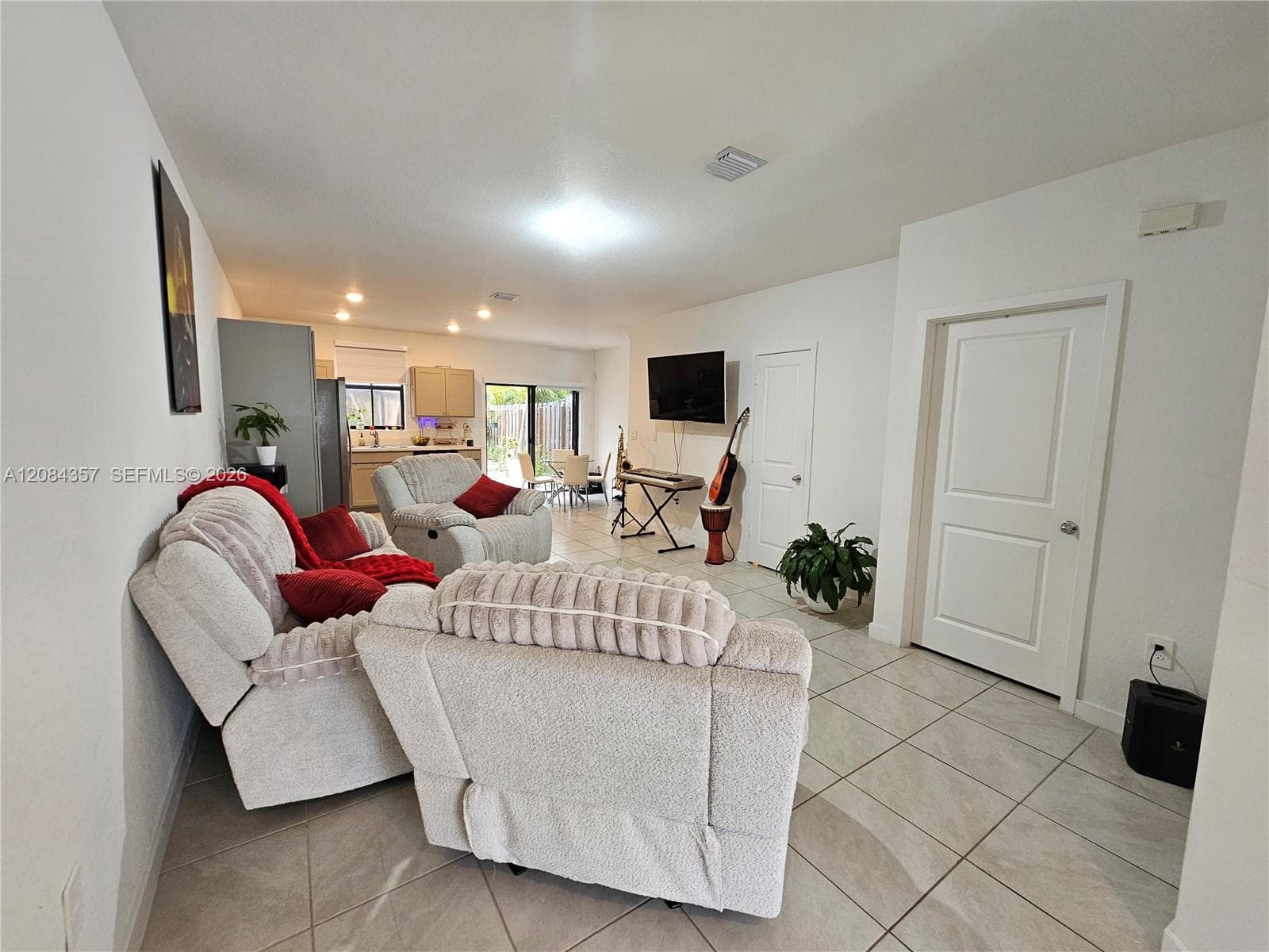 300 NE 12th St, Florida City, FL 33034 photo 6