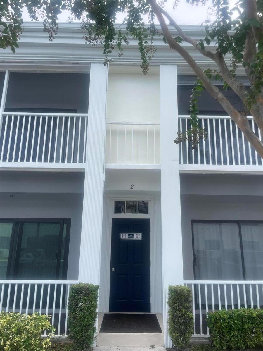 170 CYPRESS CLUB Drive # 730, Pompano Beach, FL 33060 photo 2