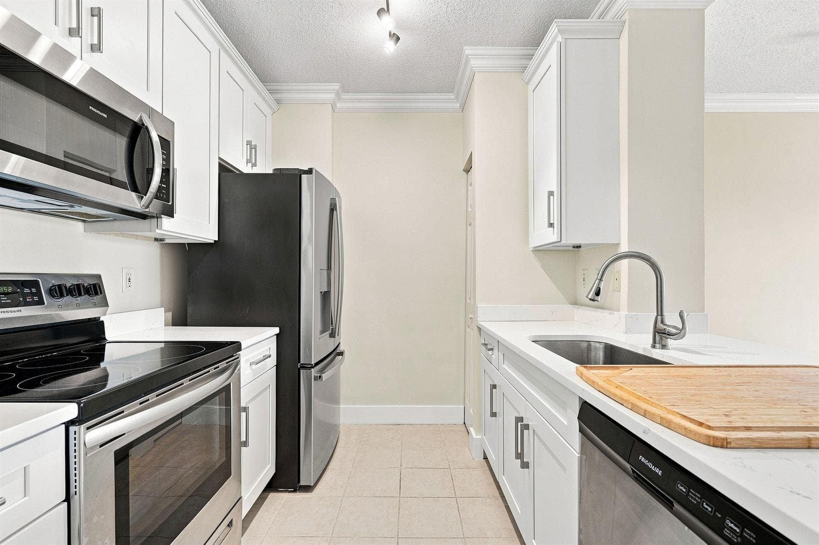 780 S Sapodilla Avenue # 412, West Palm Beach, FL 33401 photo 4
