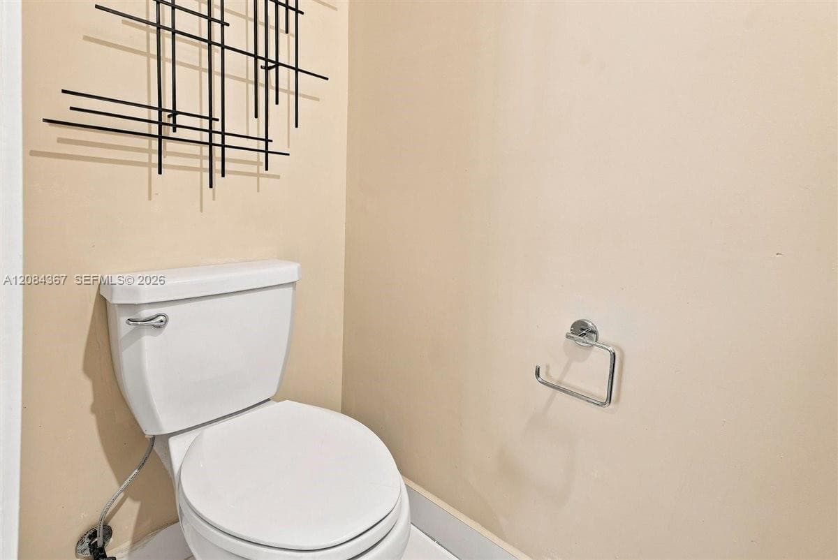 10455 NW 82nd St # 10, Doral, FL 33178 photo 9