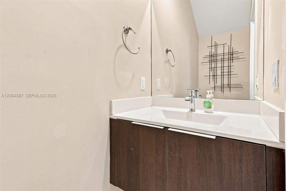 10455 NW 82nd St # 10, Doral, FL 33178 photo 10