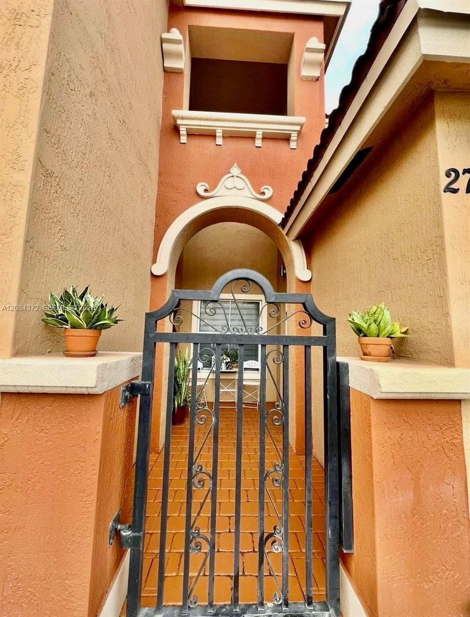 2772 SW 121st Ave # 602, Miramar, FL 33025 photo 2