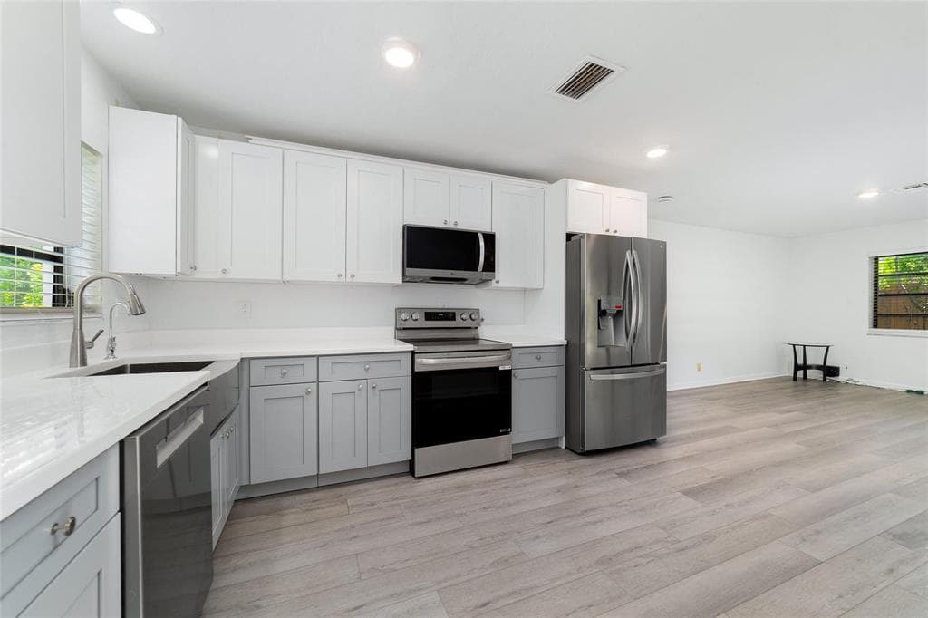 1273 NE 37TH Street, Oakland Park, FL 33334 photo 6
