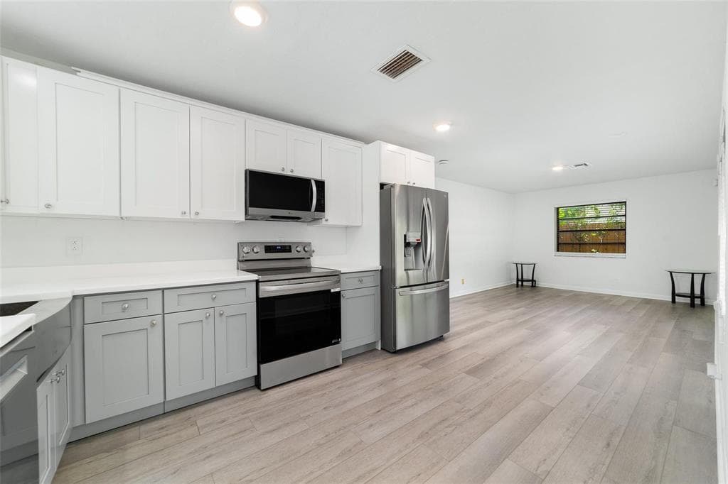 1273 NE 37TH Street, Oakland Park, FL 33334 photo 4