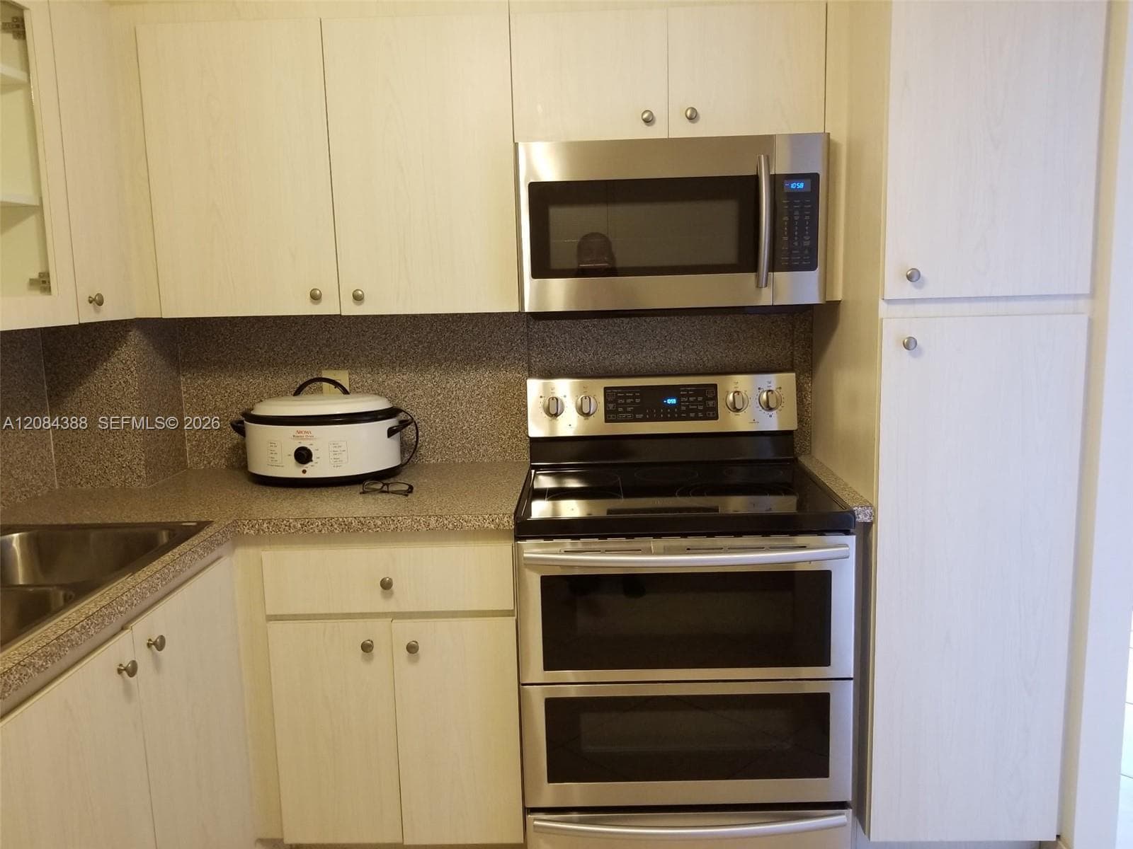 4400 Hillcrest Dr # 300-B, Hollywood, FL 33021 photo 8