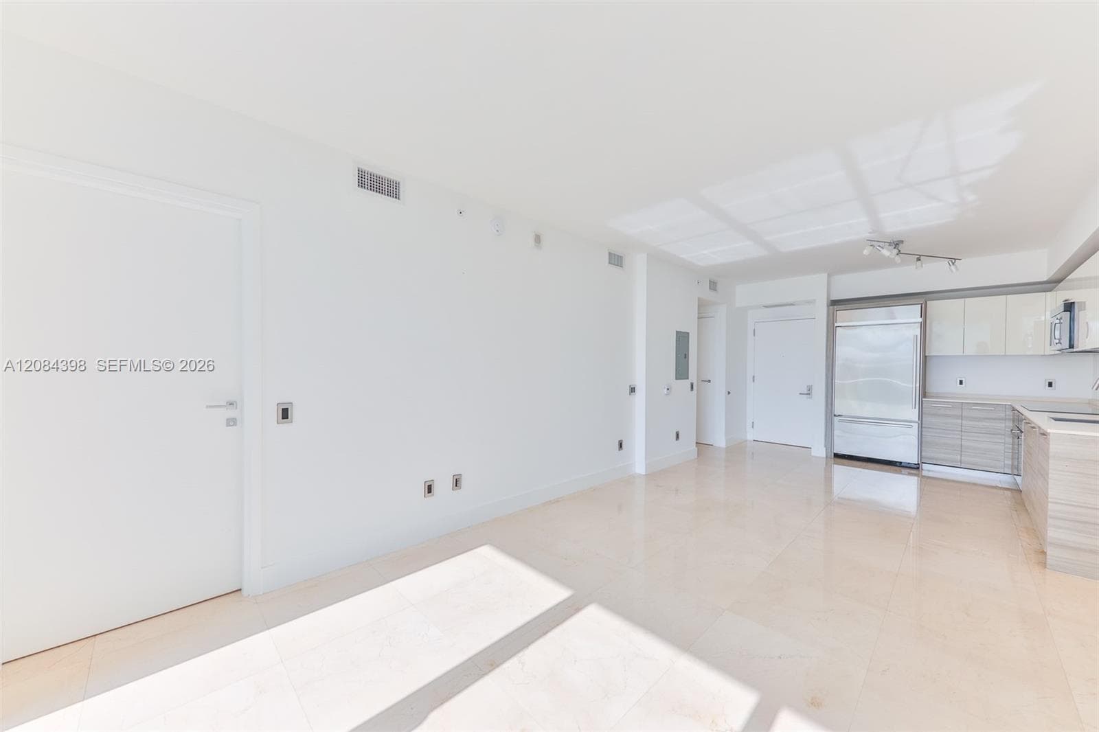 1300 Brickell Bay Dr # 1206, Miami, FL 33131 photo 7