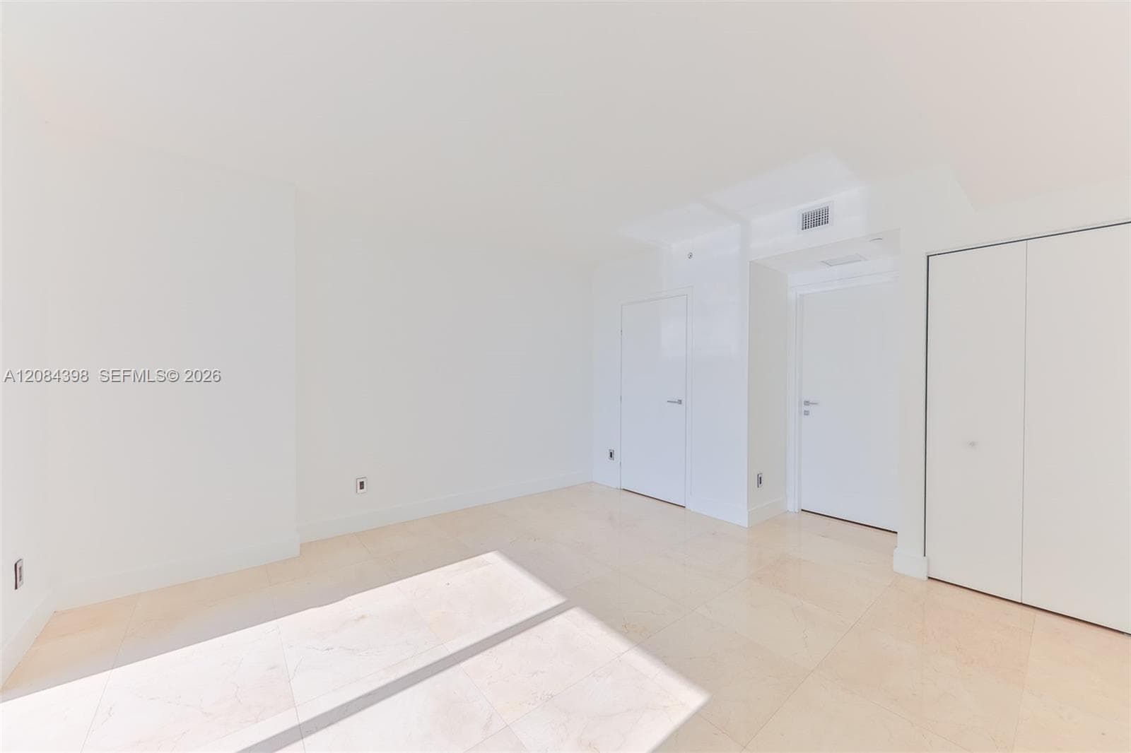 1300 Brickell Bay Dr # 1206, Miami, FL 33131 photo 8