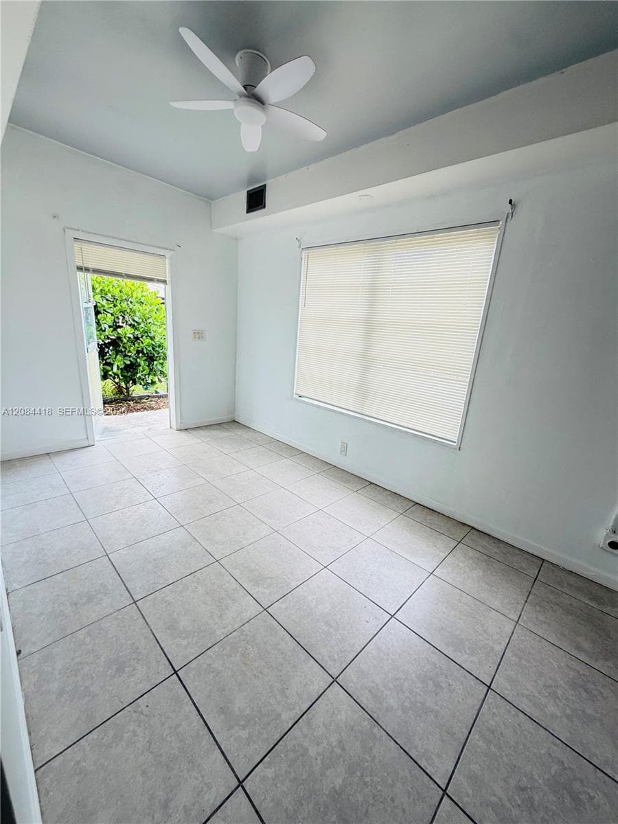 5737 Grant St # 2, Hollywood, FL 33021 photo 4
