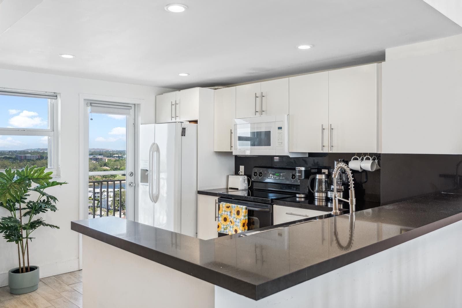 750 N OCEAN Boulevard # 1507, Pompano Beach, FL 33062 photo 4