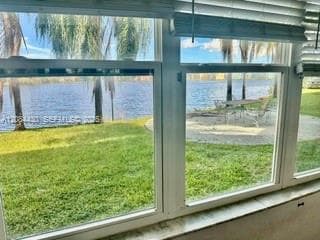18901 NE 14th Ave # 104, Miami, FL 33179 photo 9