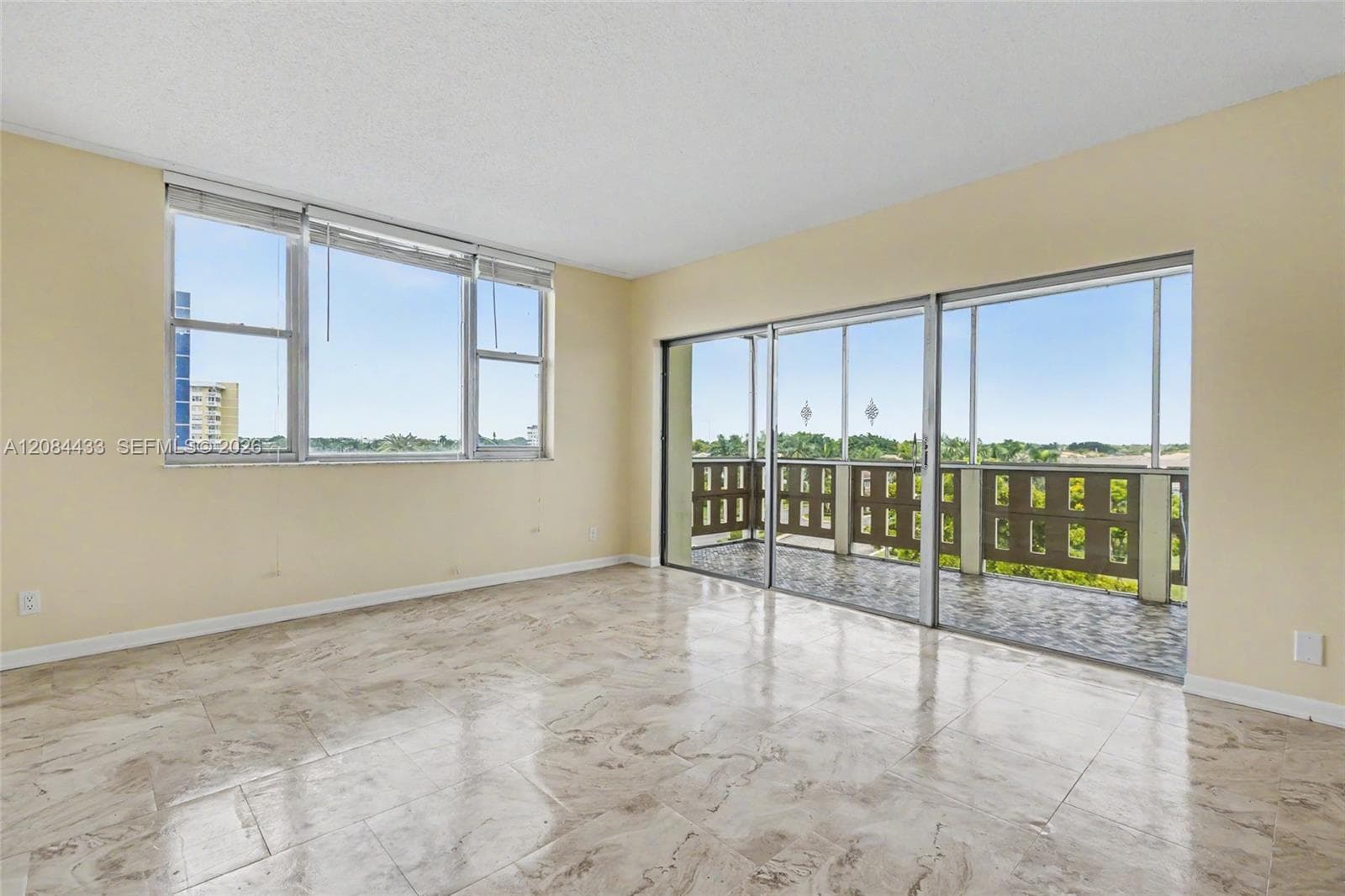 4330 Hillcrest Dr # 520, Hollywood, FL 33021 photo 7
