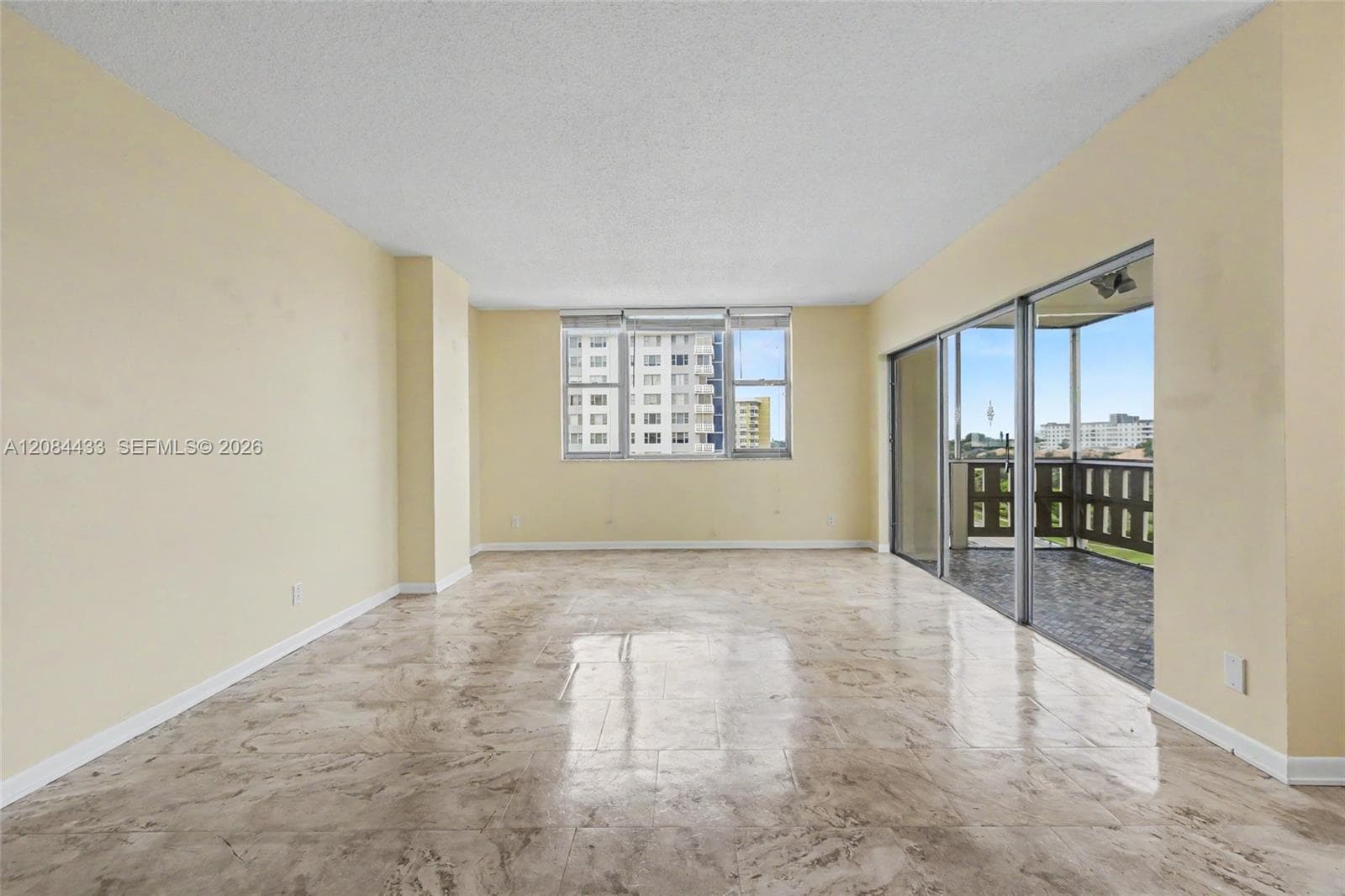4330 Hillcrest Dr # 520, Hollywood, FL 33021 photo 3