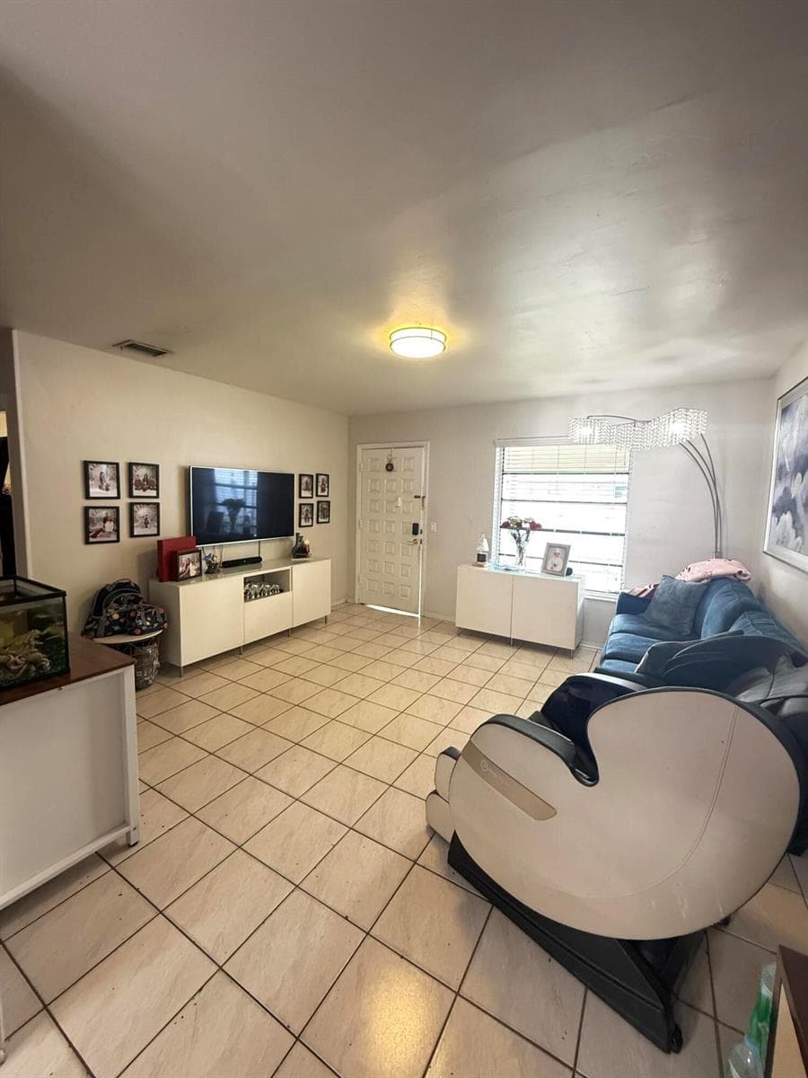 250 SW 76th Court, Miami, FL 33144 photo 13