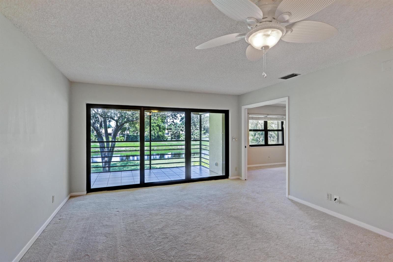 2910 SW 22nd Circle # 212d, Delray Beach, FL 33445 photo 7
