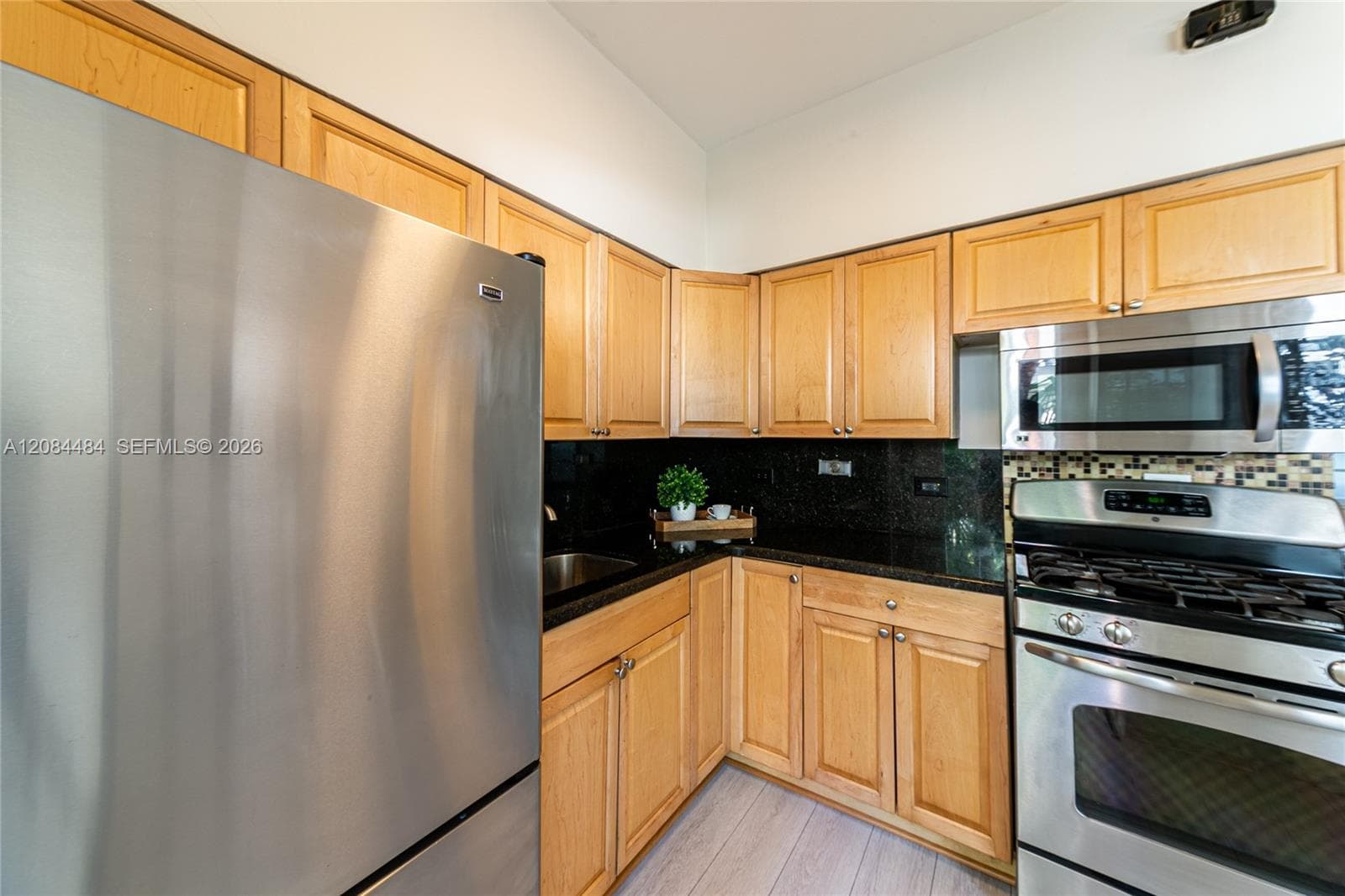1431 Lincoln Ter # 2, Miami Beach, FL 33139 photo 13