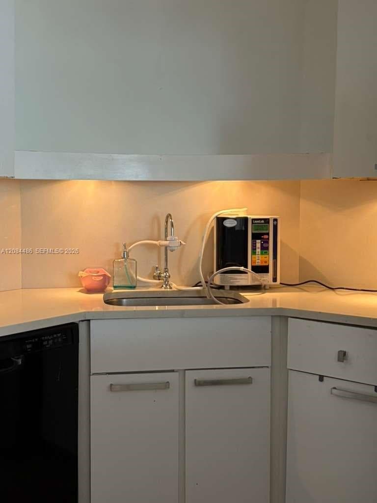 1408 Brickell Bay Dr # 402, Miami, FL 33131 photo 9