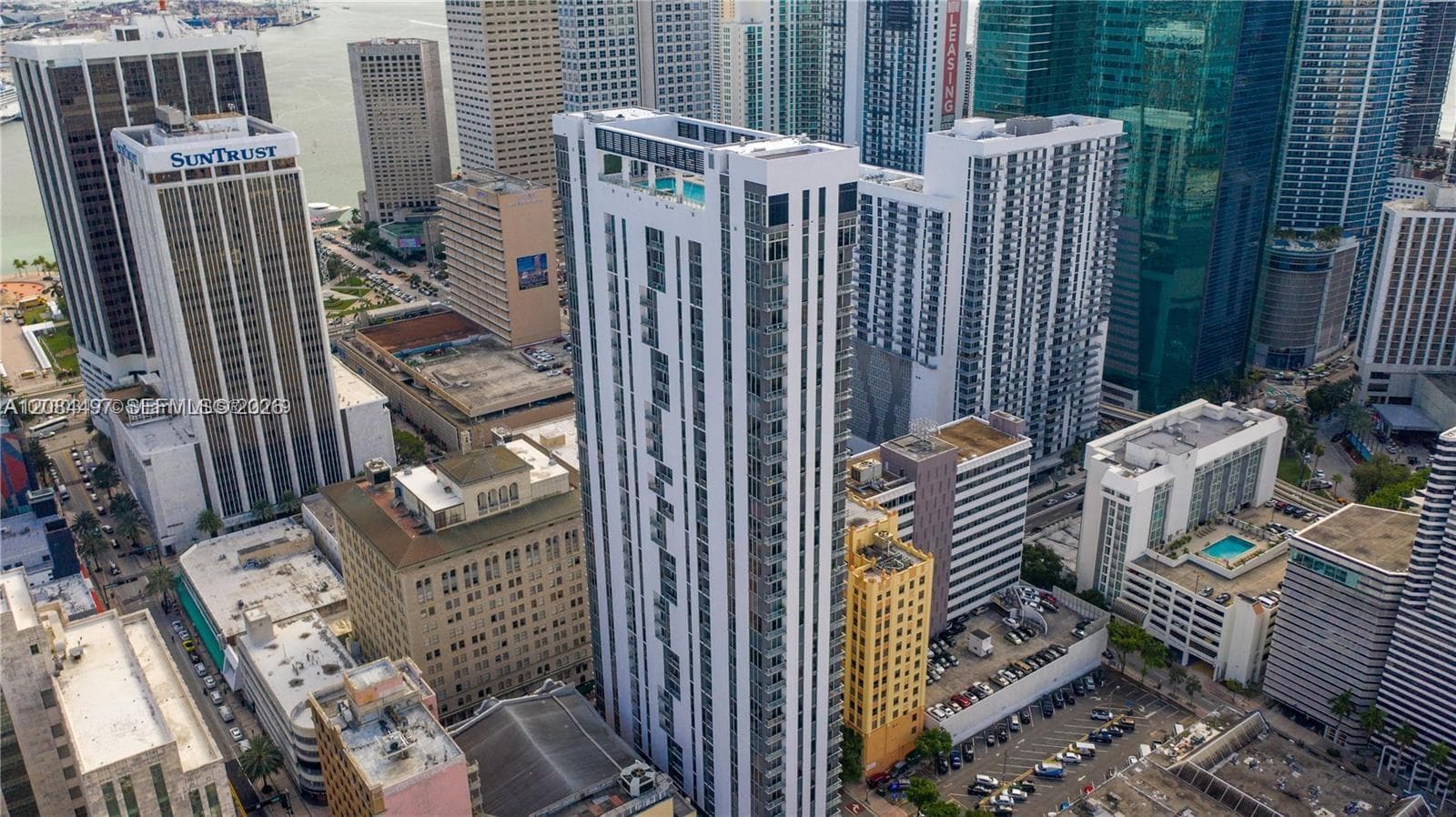 151 SE 1st St # PH08, Miami, FL 33131 photo 13