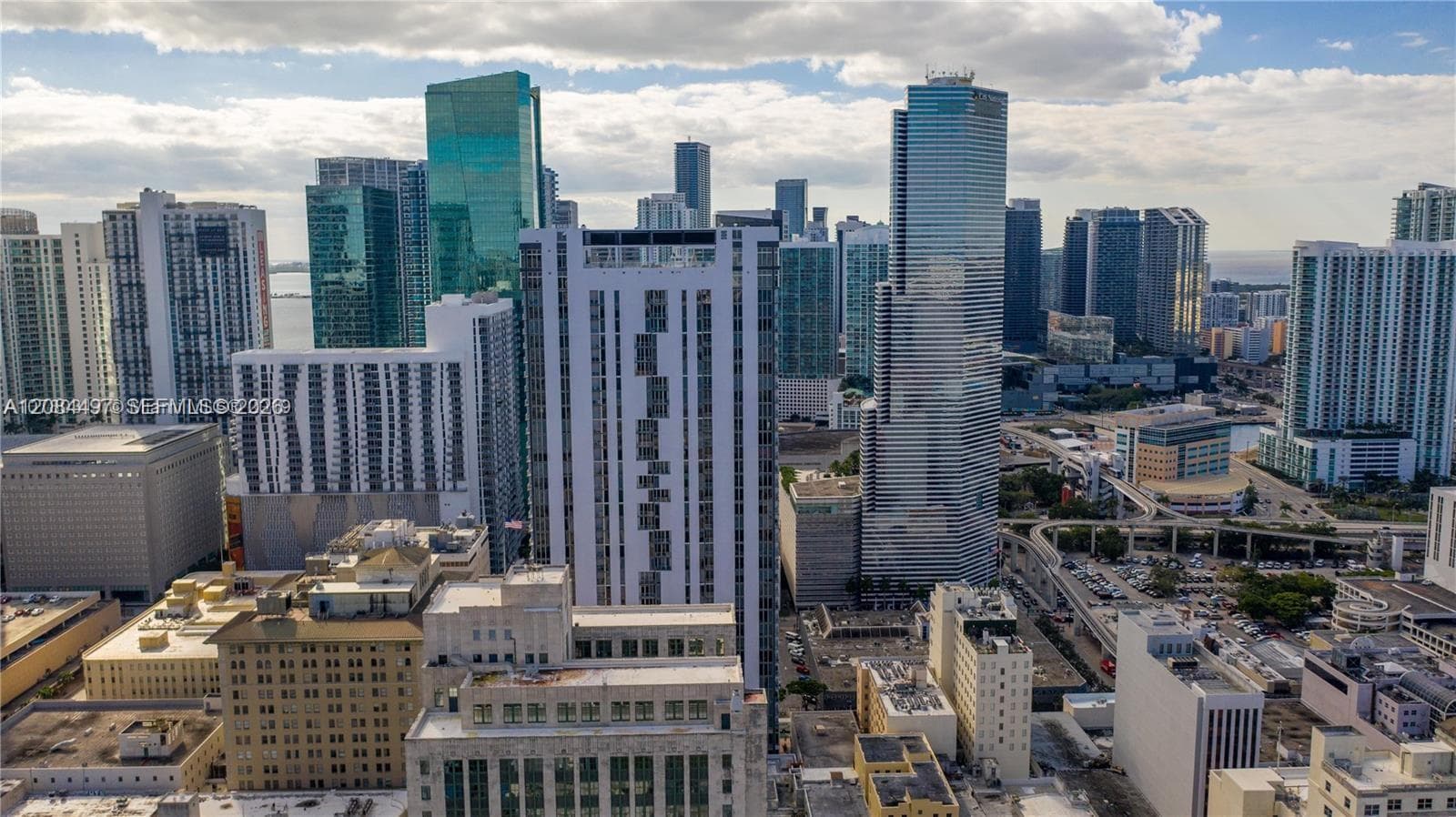 151 SE 1st St # PH08, Miami, FL 33131 photo 5
