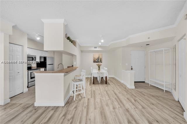 17145 N Bay Rd # 4304, Sunny Isles Beach, FL 33160 photo 4
