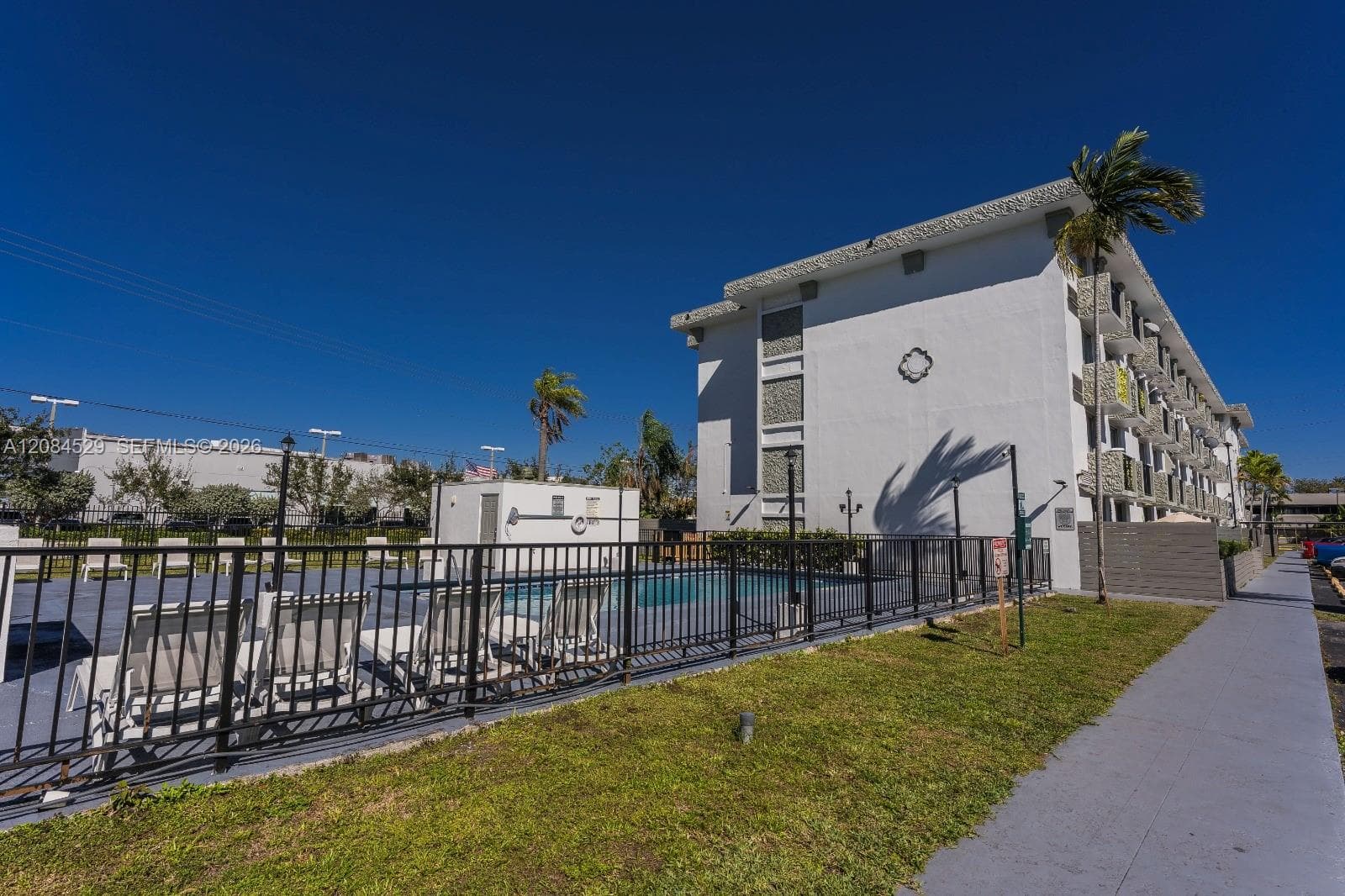 16450 NW 2nd Ave # 103, Miami, FL 33169 photo 6