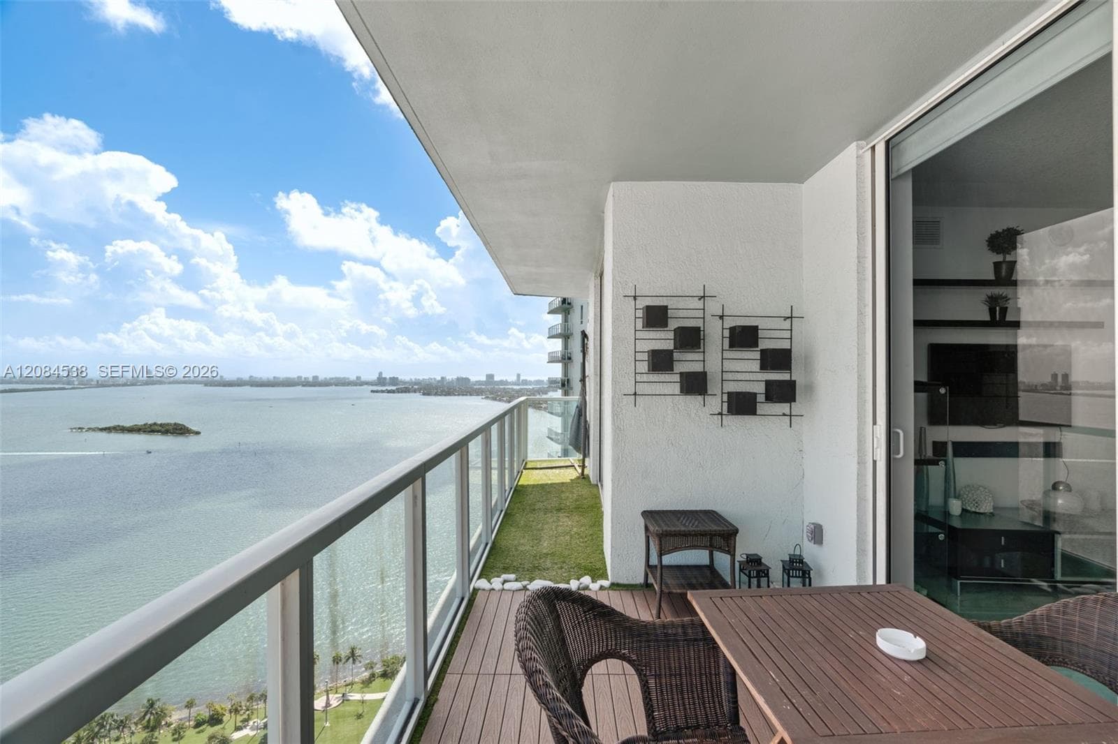 1900 N Bayshore Dr # 3315, Miami, FL 33132 photo 2