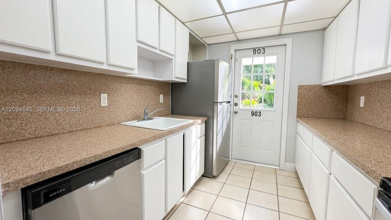 7847 Miller Dr # A205, Miami, FL 33155 photo 4
