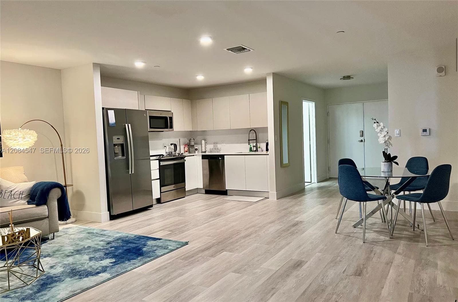 19380 NE 26th Ave # 205, Miami, FL 33180 photo 3