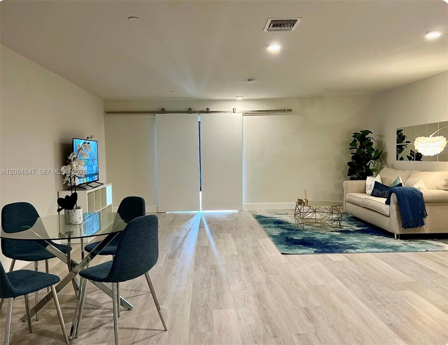 19380 NE 26th Ave # 205, Miami, FL 33180 photo 4